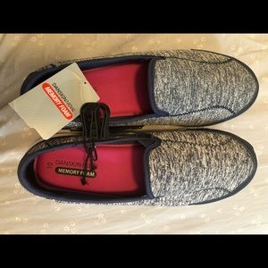 Danskin slip on sneakers